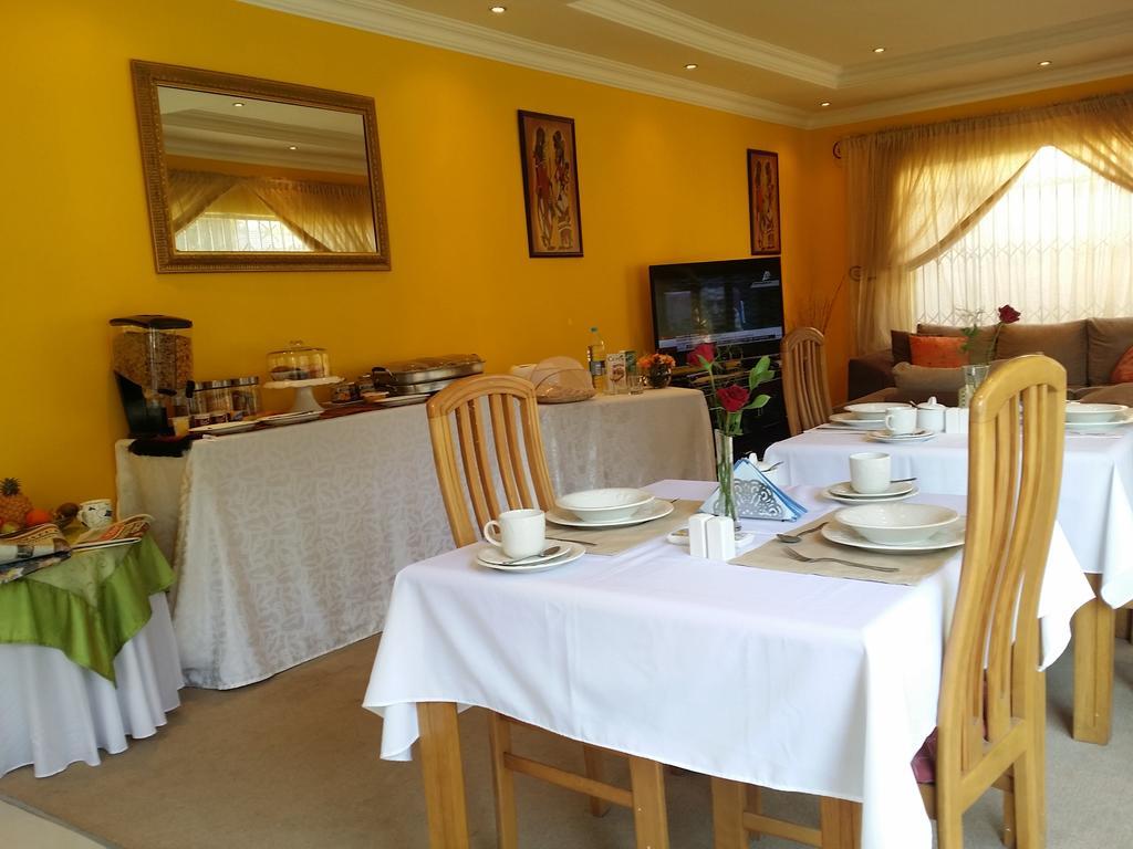 Alicia'S B&B Roodepoort Exterior photo