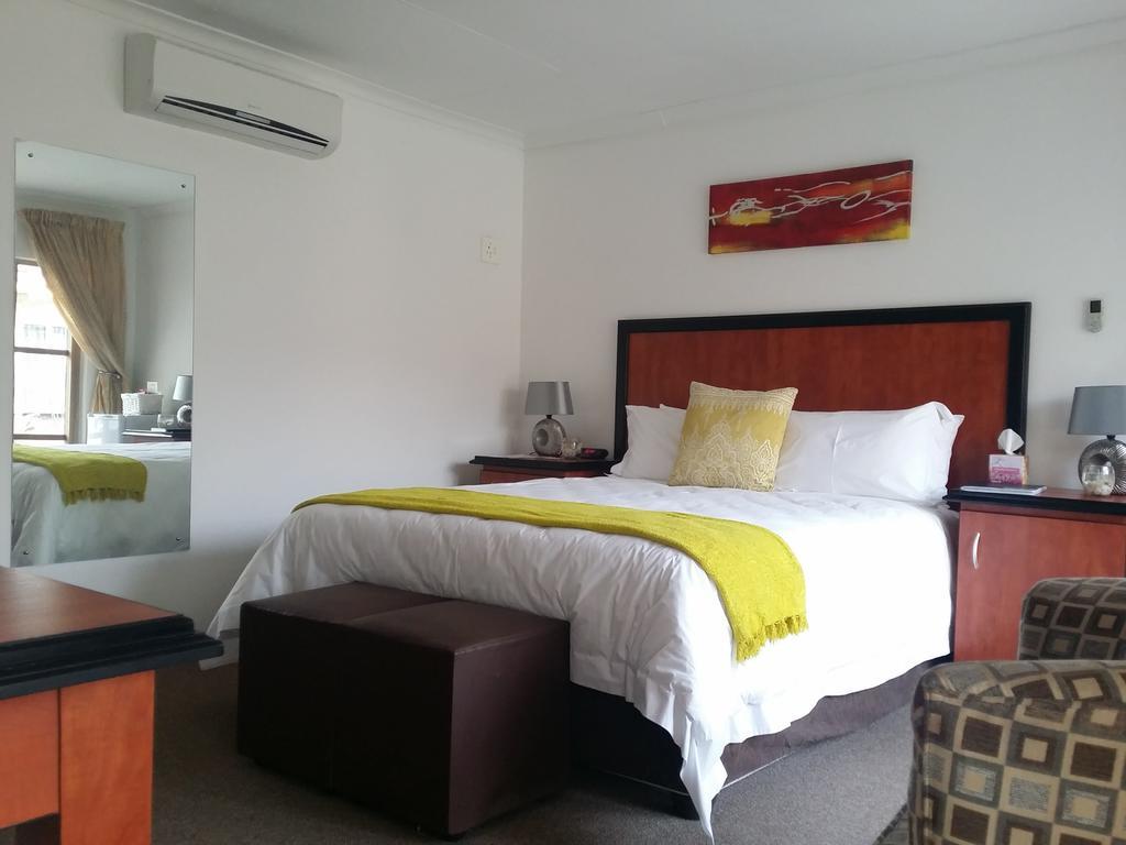 Alicia'S B&B Roodepoort Room photo