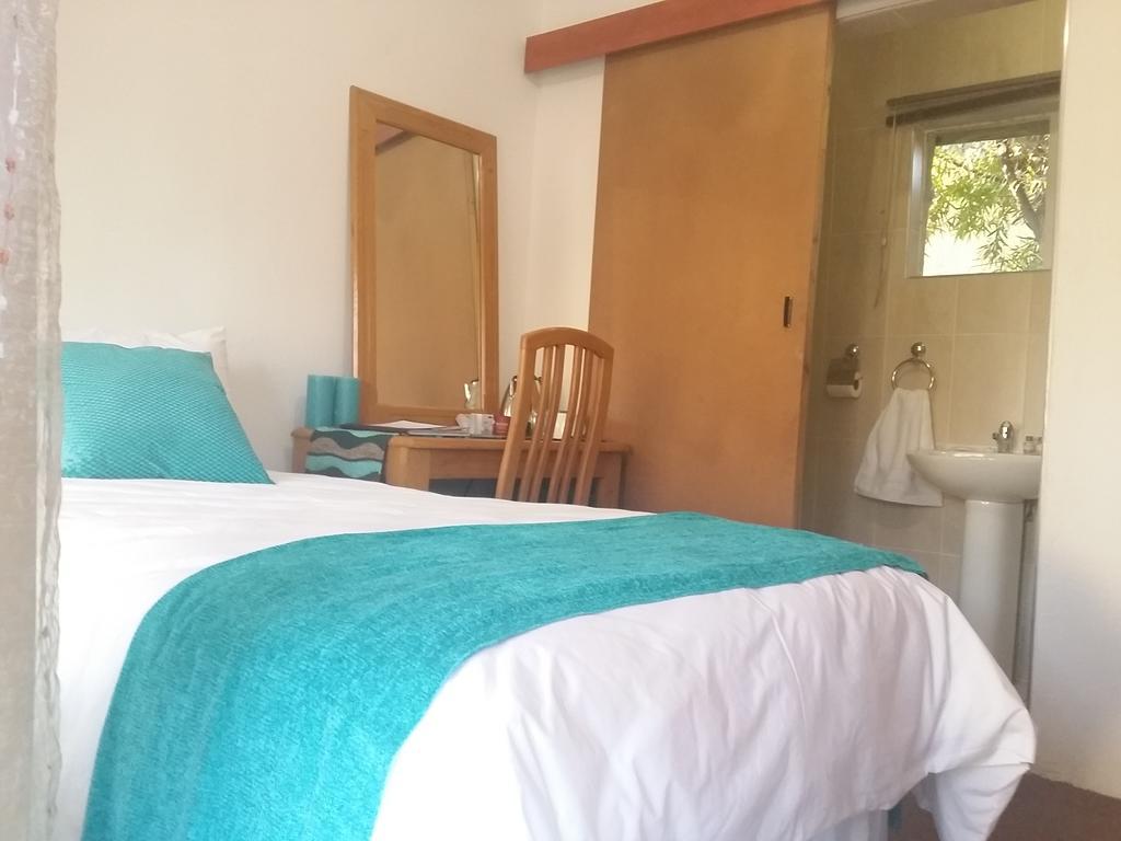 Alicia'S B&B Roodepoort Room photo